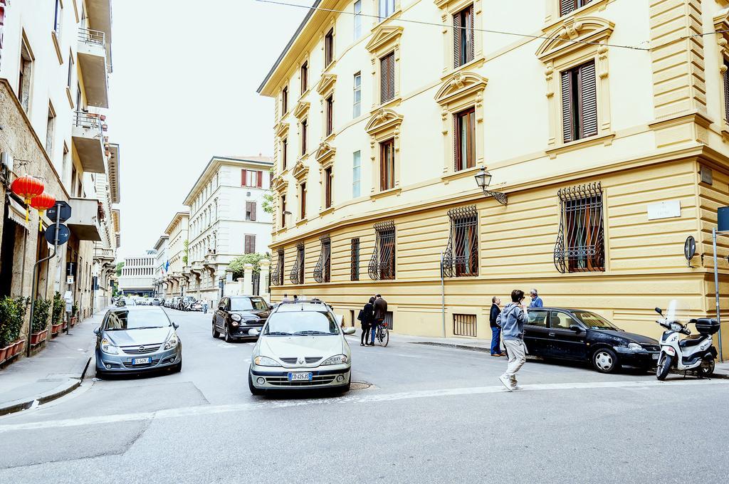 Fiume & Zannoni Apartments By 360Rentals Флоренция Экстерьер фото